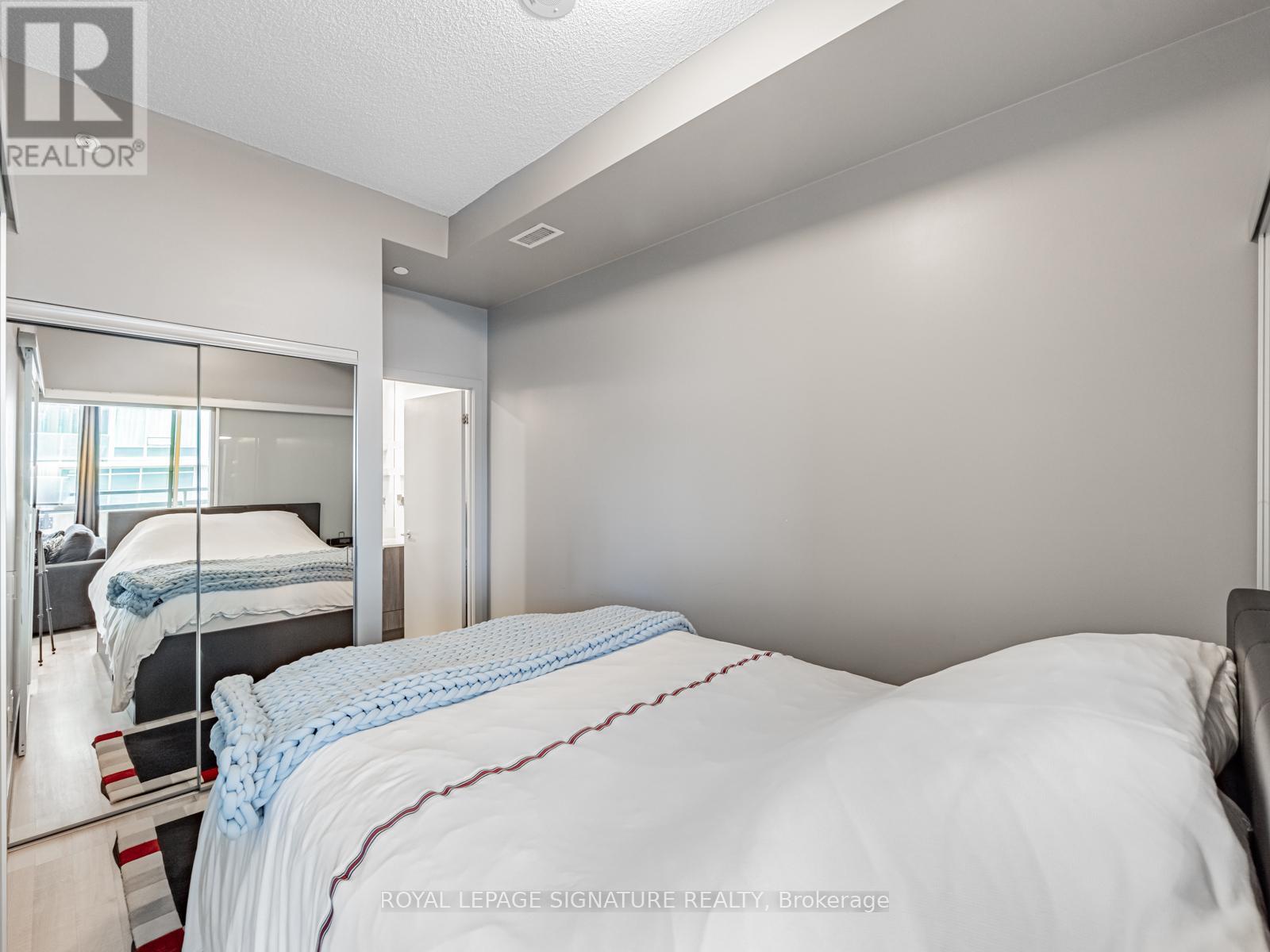 202 - 51 East Liberty Street, Toronto, Ontario  M6K 3P8 - Photo 14 - C12446764