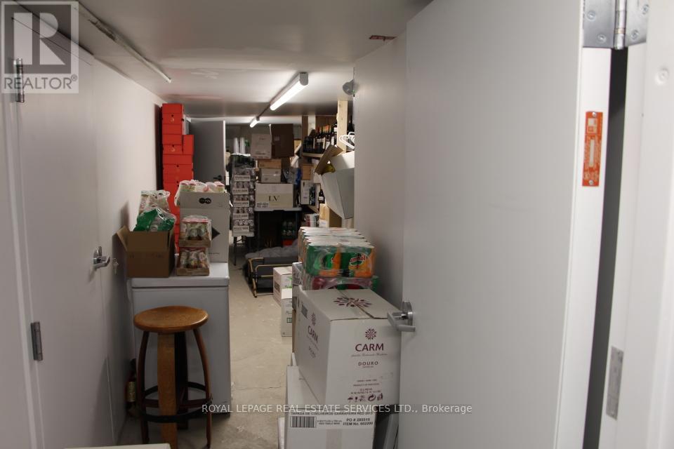 966 College Street, Toronto (Dufferin Grove), Ontario  M6H 1A5 - Photo 10 - C12446777