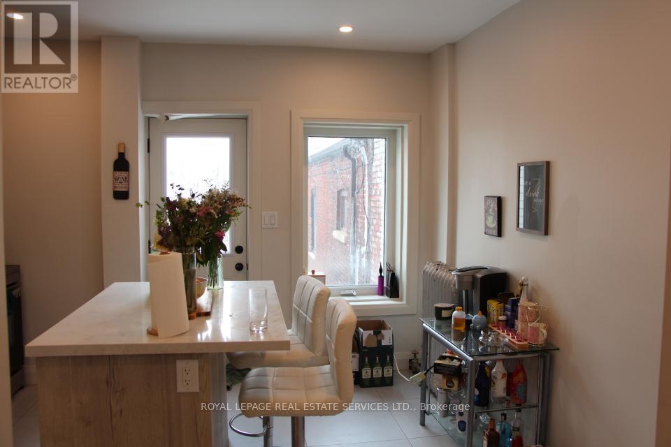 966 College Street, Toronto (Dufferin Grove), Ontario  M6H 1A5 - Photo 12 - C12446777