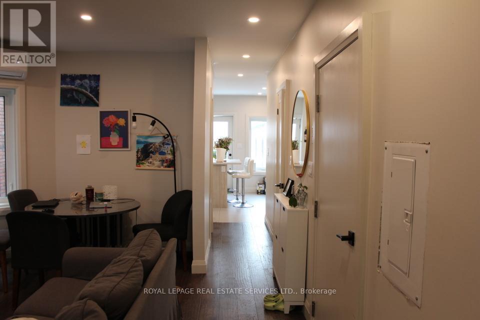 966 College Street, Toronto (Dufferin Grove), Ontario  M6H 1A5 - Photo 15 - C12446777