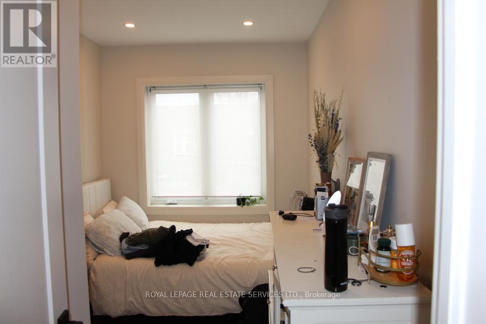 966 College Street, Toronto (Dufferin Grove), Ontario  M6H 1A5 - Photo 18 - C12446777