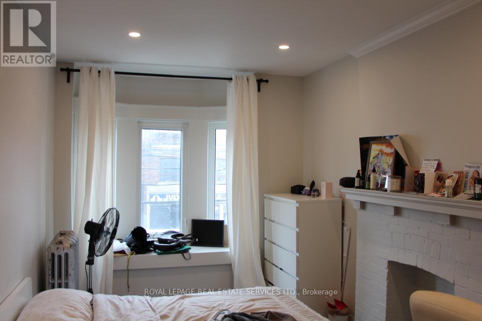 966 College Street, Toronto (Dufferin Grove), Ontario  M6H 1A5 - Photo 19 - C12446777