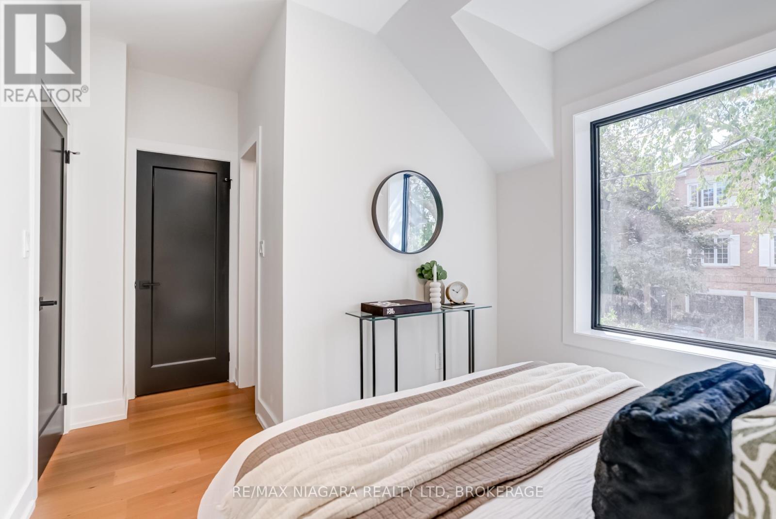 95 Kimberley Avenue, Toronto, Ontario  M4E 2Z4 - Photo 20 - E12446862