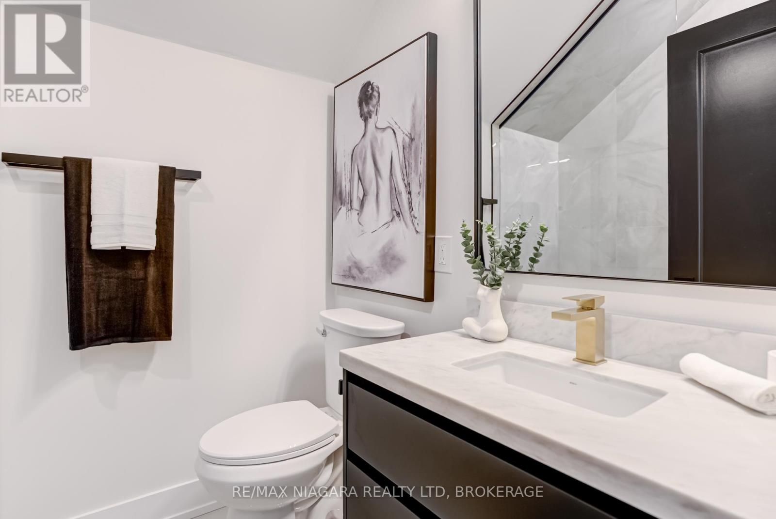 95 Kimberley Avenue, Toronto, Ontario  M4E 2Z4 - Photo 22 - E12446862