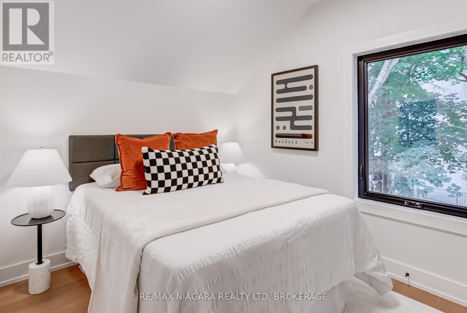 95 Kimberley Avenue, Toronto, Ontario  M4E 2Z4 - Photo 26 - E12446862