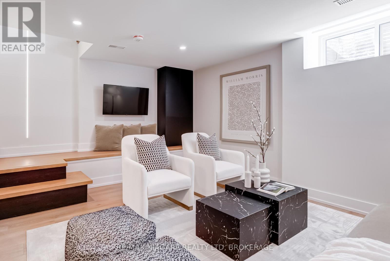 95 Kimberley Avenue, Toronto, Ontario  M4E 2Z4 - Photo 31 - E12446862