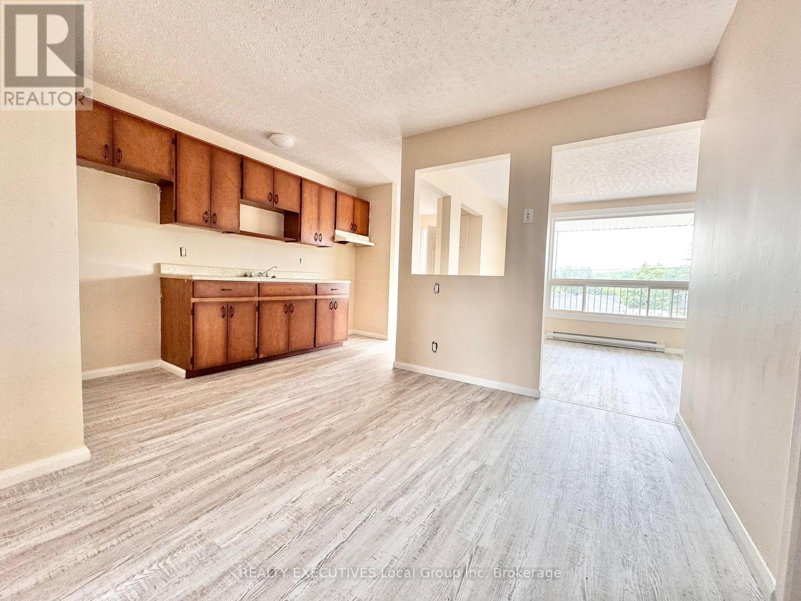 250 Champlain Street, Mattawa, Ontario  P0H 1V0 - Photo 15 - X12446840