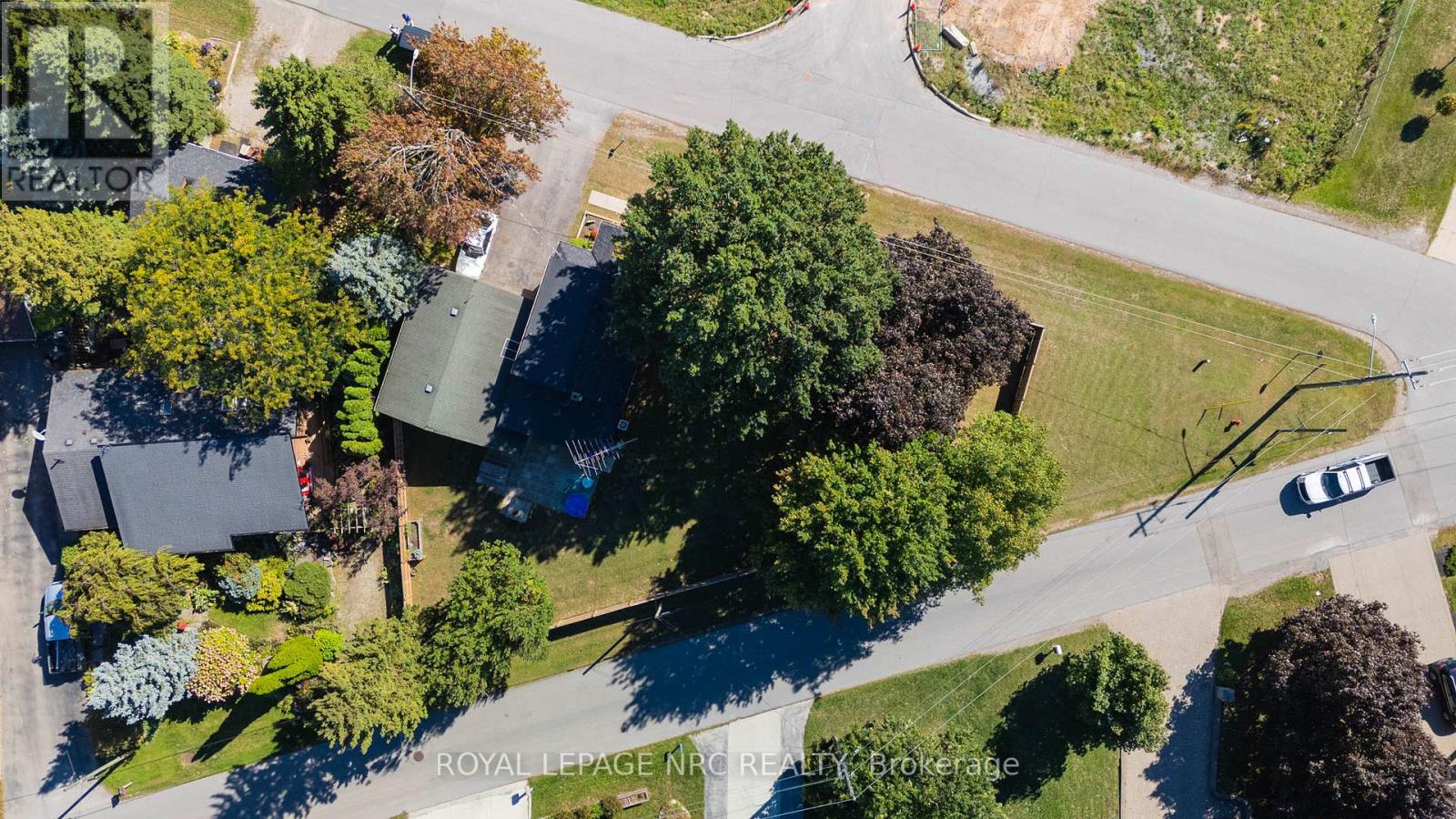 2459 Thompson Road, Niagara Falls, Ontario  L2E 6S4 - Photo 34 - X12446795