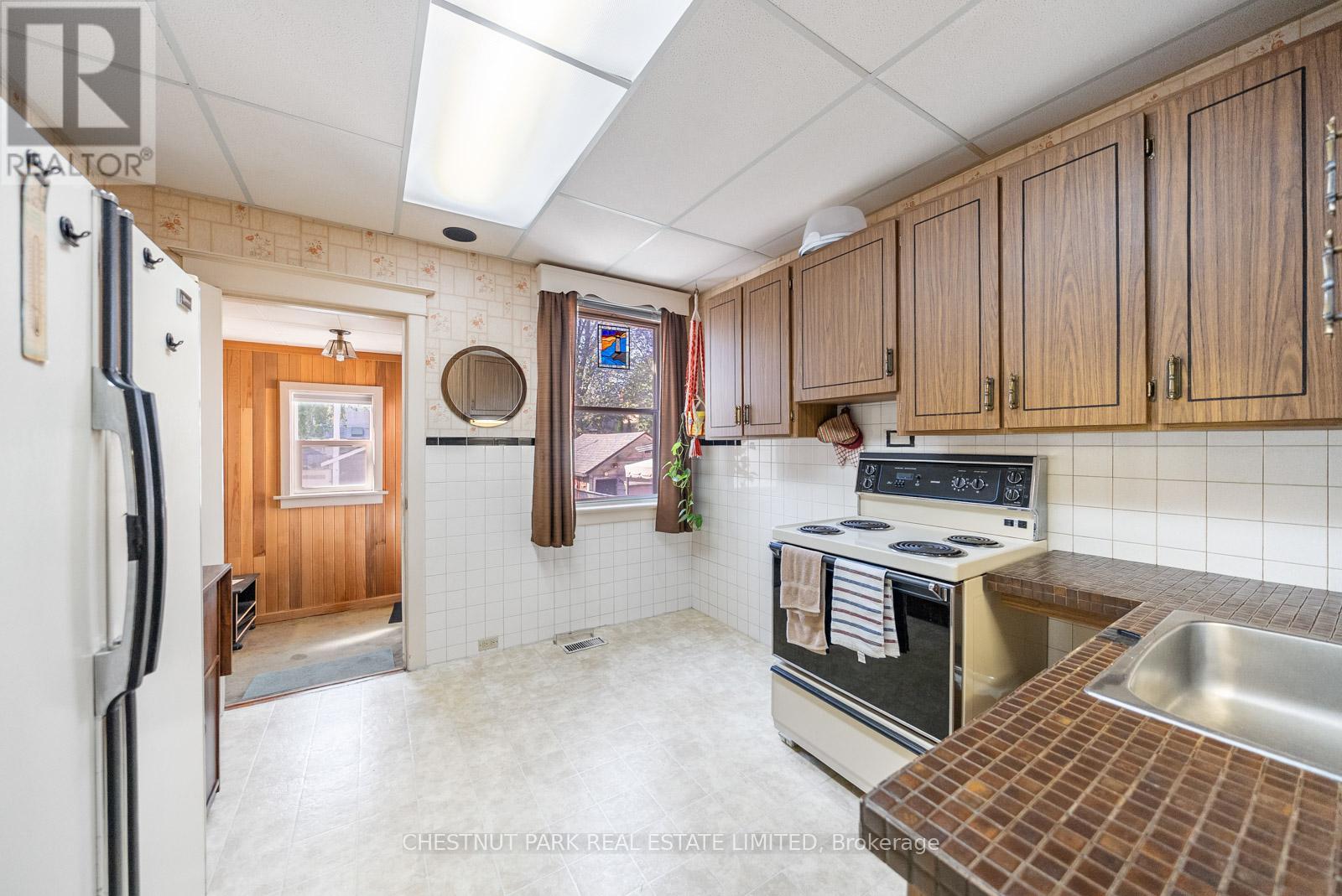 200 Gillard Avenue, Toronto (Greenwood-Coxwell), Ontario  M4J 4N8 - Photo 15 - E12446729