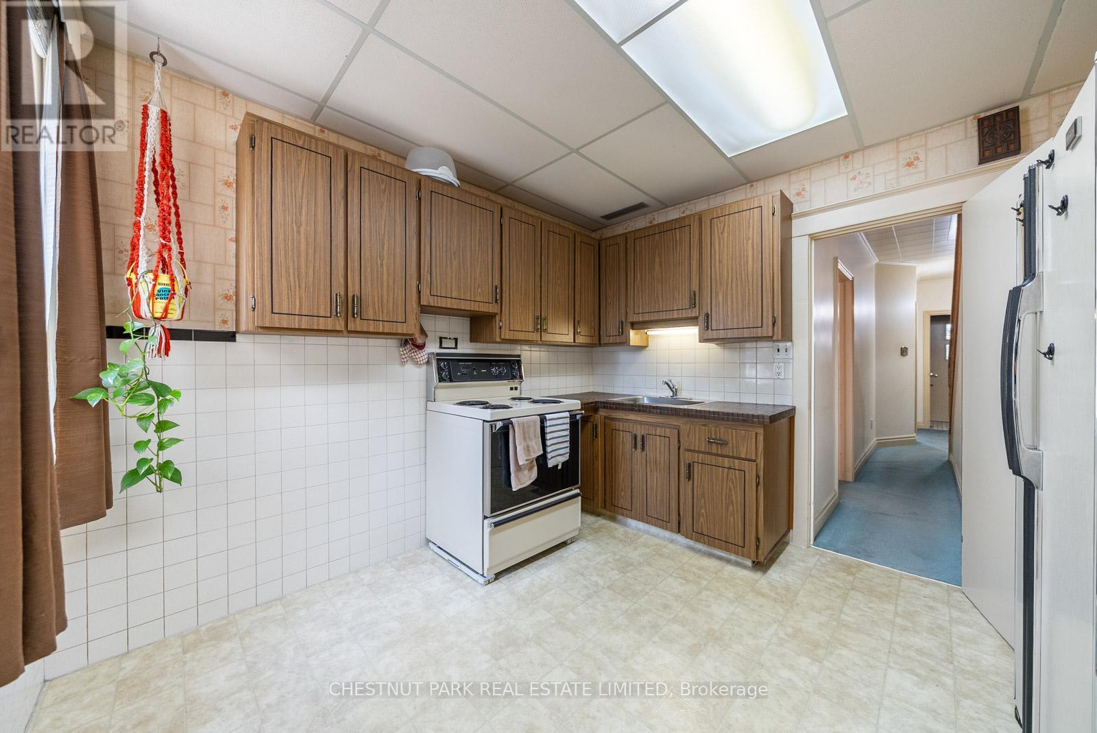 200 Gillard Avenue, Toronto (Greenwood-Coxwell), Ontario  M4J 4N8 - Photo 16 - E12446729