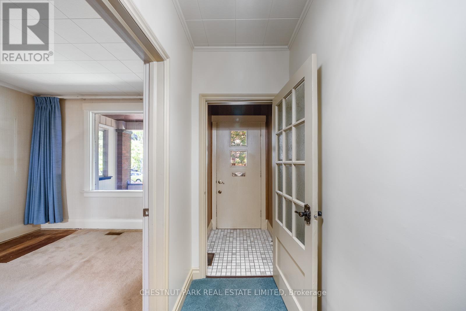 200 Gillard Avenue, Toronto (Greenwood-Coxwell), Ontario  M4J 4N8 - Photo 5 - E12446729