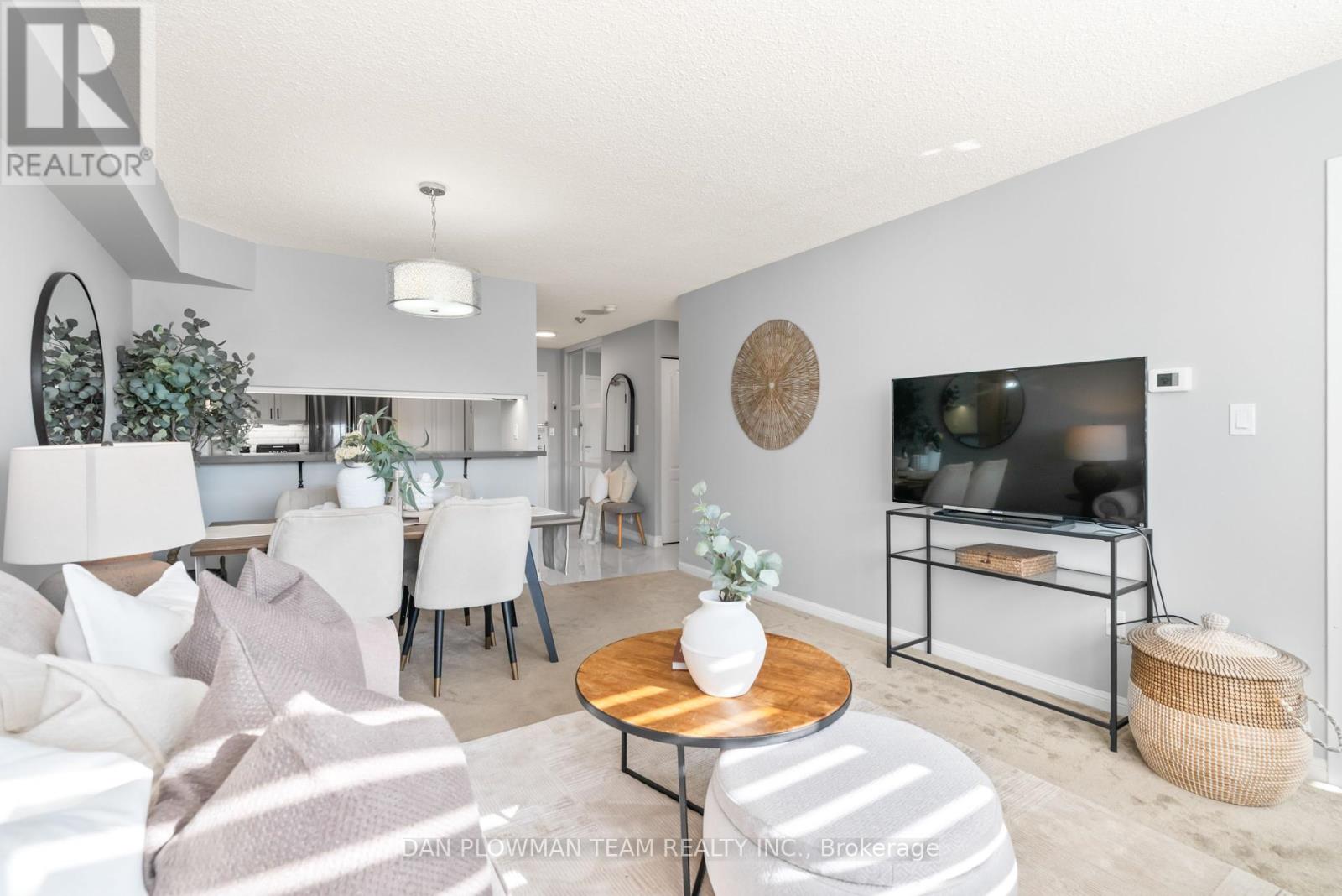 609 - 712 Rossland Road E, Whitby (Pringle Creek), Ontario  L1N 9E8 - Photo 7 - E12446740