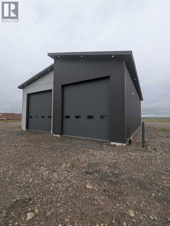 702 9 Street, Fort Macleod, Alberta  T0L 0Z0 - Photo 3 - A2246623