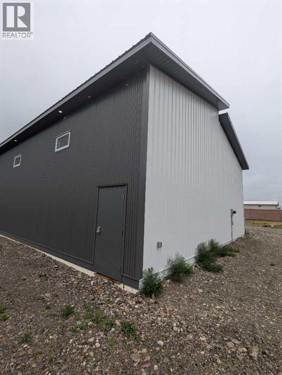 702 9 Street, Fort Macleod, Alberta  T0L 0Z0 - Photo 4 - A2246623