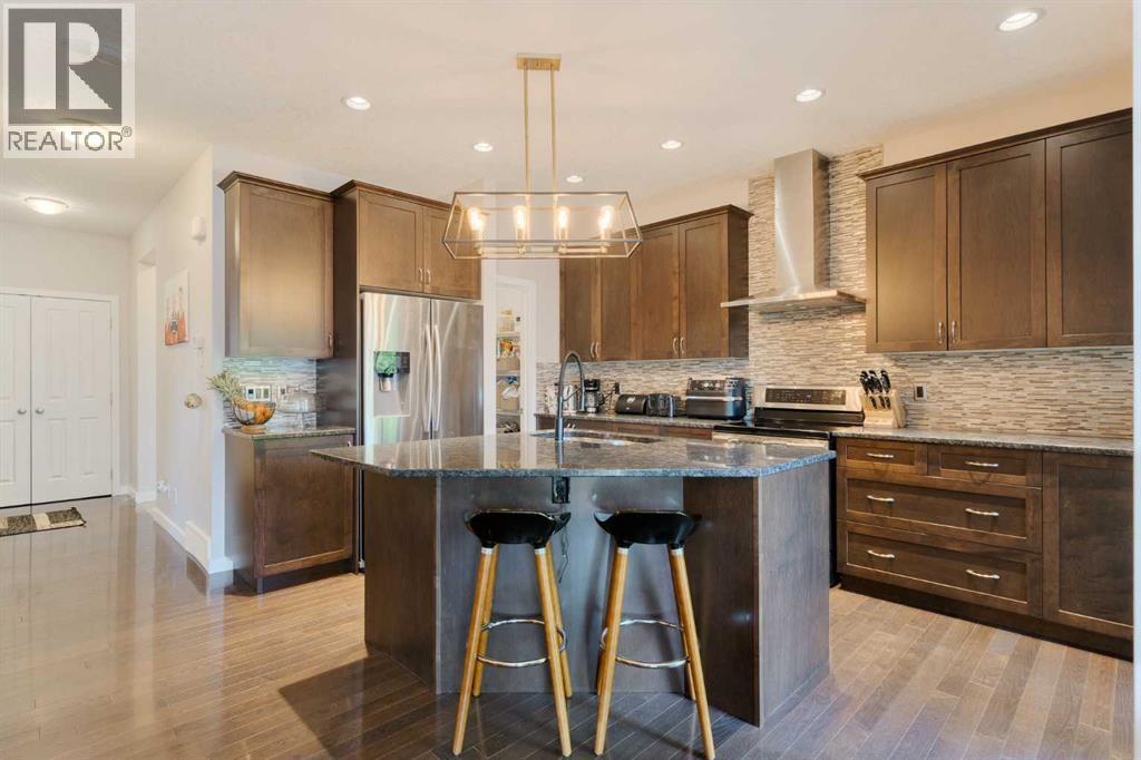 40 Sunrise Terrace, Cochrane, Alberta  T4C 0V3 - Photo 10 - A2248798