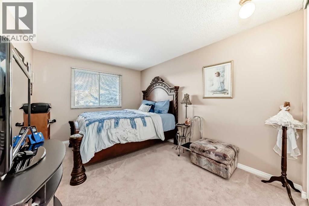 983 Woodbine Boulevard Sw, Calgary, Alberta  T2W 4A7 - Photo 27 - A2255928