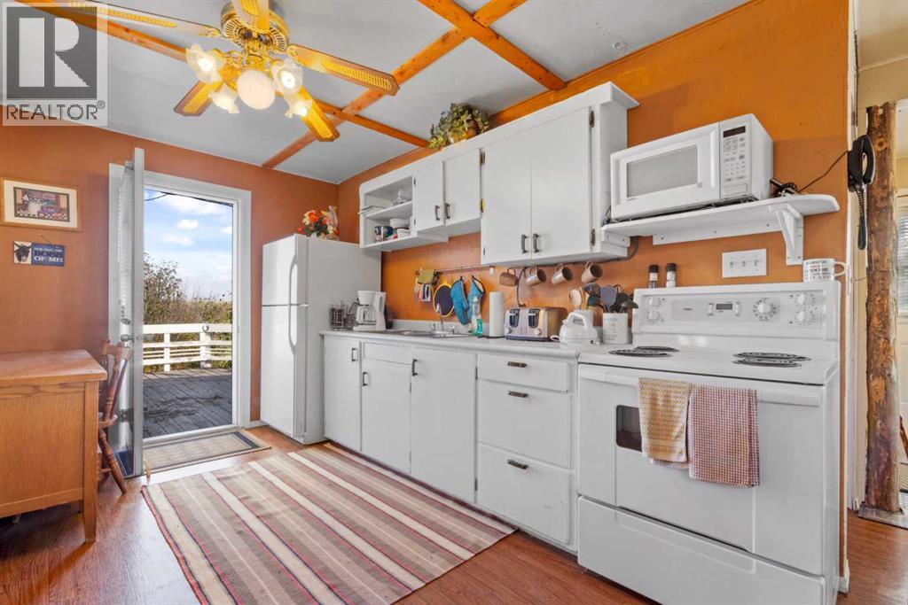 115041 Sharples Bottom Rd, Claresholm, Alberta  T0L 0T0 - Photo 22 - A2258263