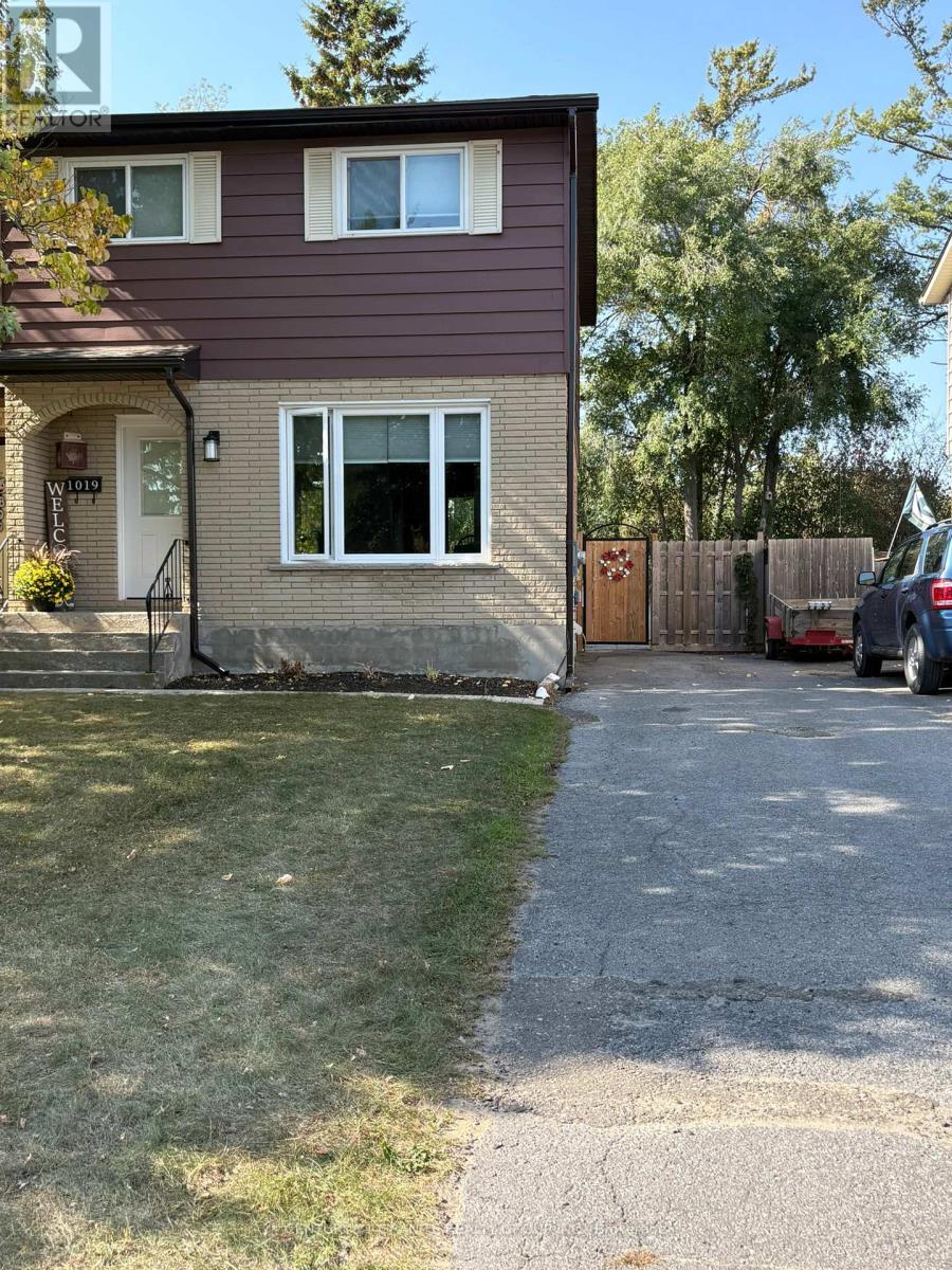 1019 SPRUCEWOOD CRESCENT, Kingston, Ontario
