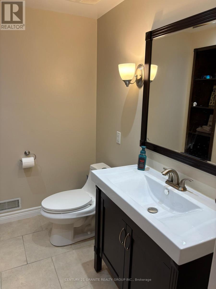 1019 Sprucewood Crescent, Kingston, Ontario  K7P 1N1 - Photo 31 - X12446838
