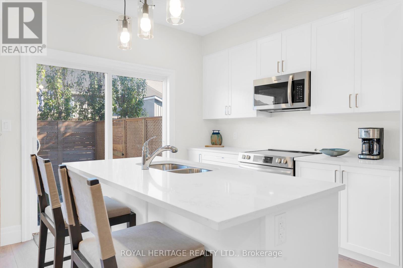 26 Campbell Crescent, Prince Edward County, Ontario  K0K 2T0 - Photo 13 - X12446880