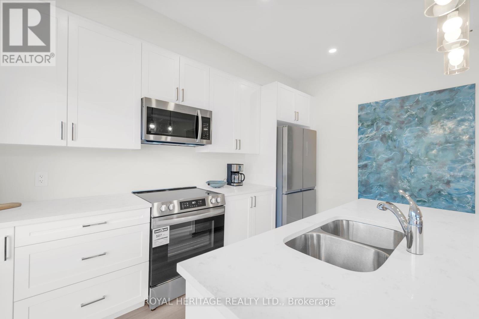 26 Campbell Crescent, Prince Edward County, Ontario  K0K 2T0 - Photo 14 - X12446880