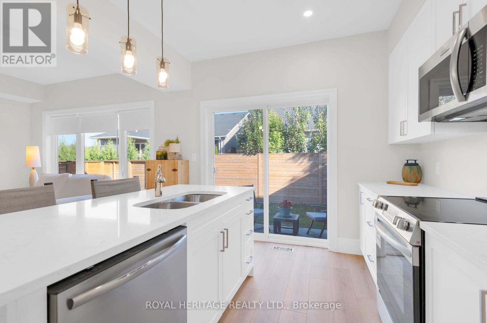26 Campbell Crescent, Prince Edward County, Ontario  K0K 2T0 - Photo 16 - X12446880