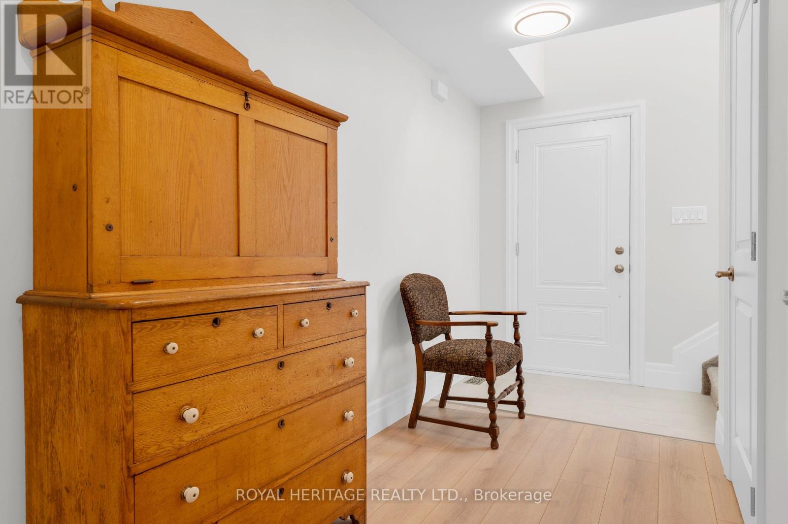 26 Campbell Crescent, Prince Edward County, Ontario  K0K 2T0 - Photo 6 - X12446880