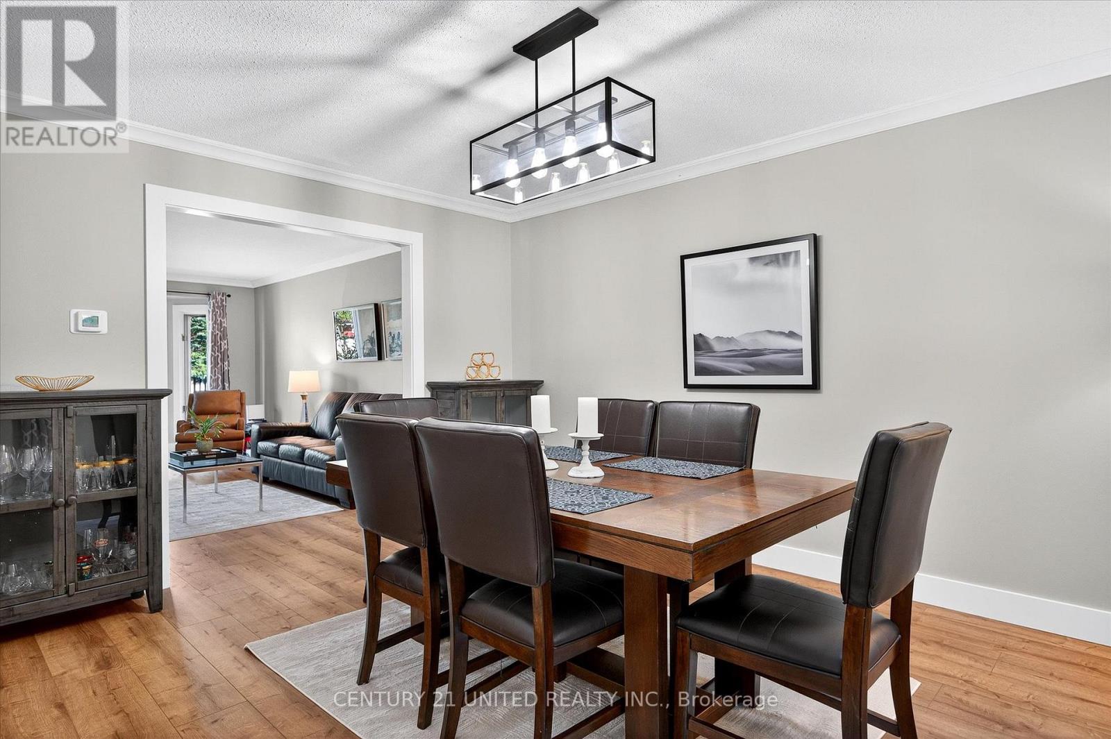 1309 Scollard Drive, Peterborough, Ontario  K9H 7K7 - Photo 12 - X12446927