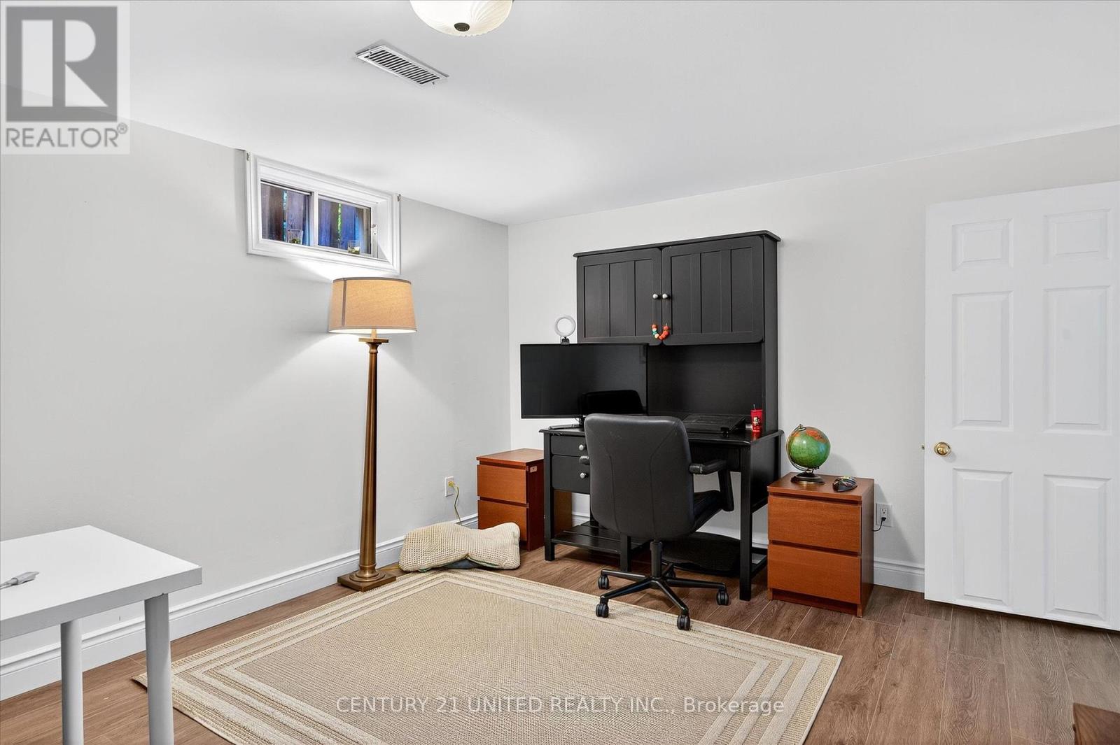 1309 Scollard Drive, Peterborough, Ontario  K9H 7K7 - Photo 31 - X12446927