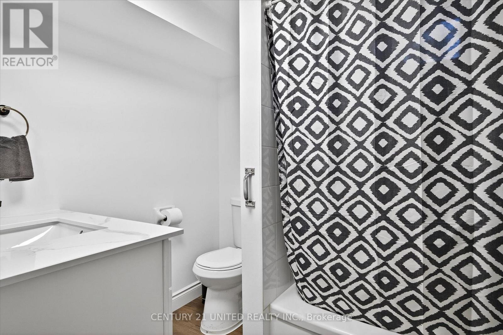 1309 Scollard Drive, Peterborough, Ontario  K9H 7K7 - Photo 32 - X12446927