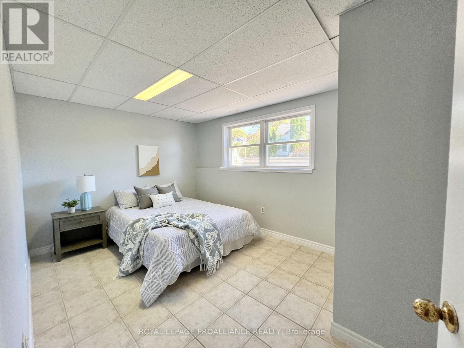 444 County Road 19, Prince Edward County (Ameliasburg Ward), Ontario  K0K 1A0 - Photo 16 - X12446929