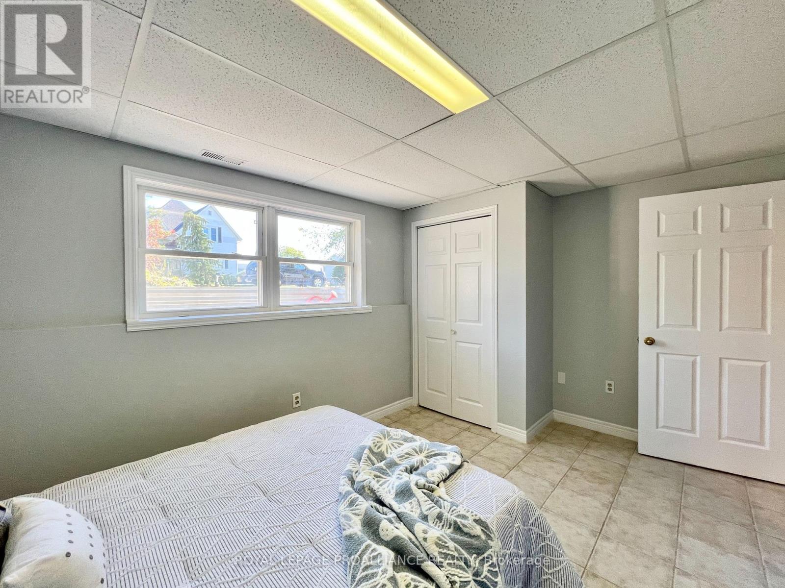 444 County Road 19, Prince Edward County (Ameliasburg Ward), Ontario  K0K 1A0 - Photo 17 - X12446929