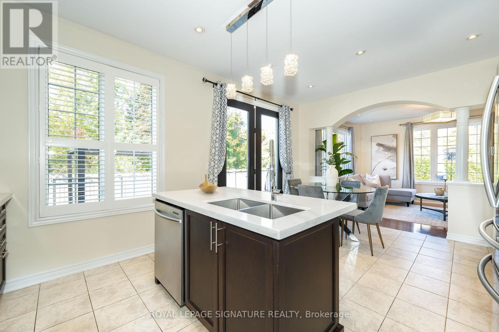 68 Lady Angela Lane, Vaughan, Ontario  L6A 4S7 - Photo 24 - N12446712