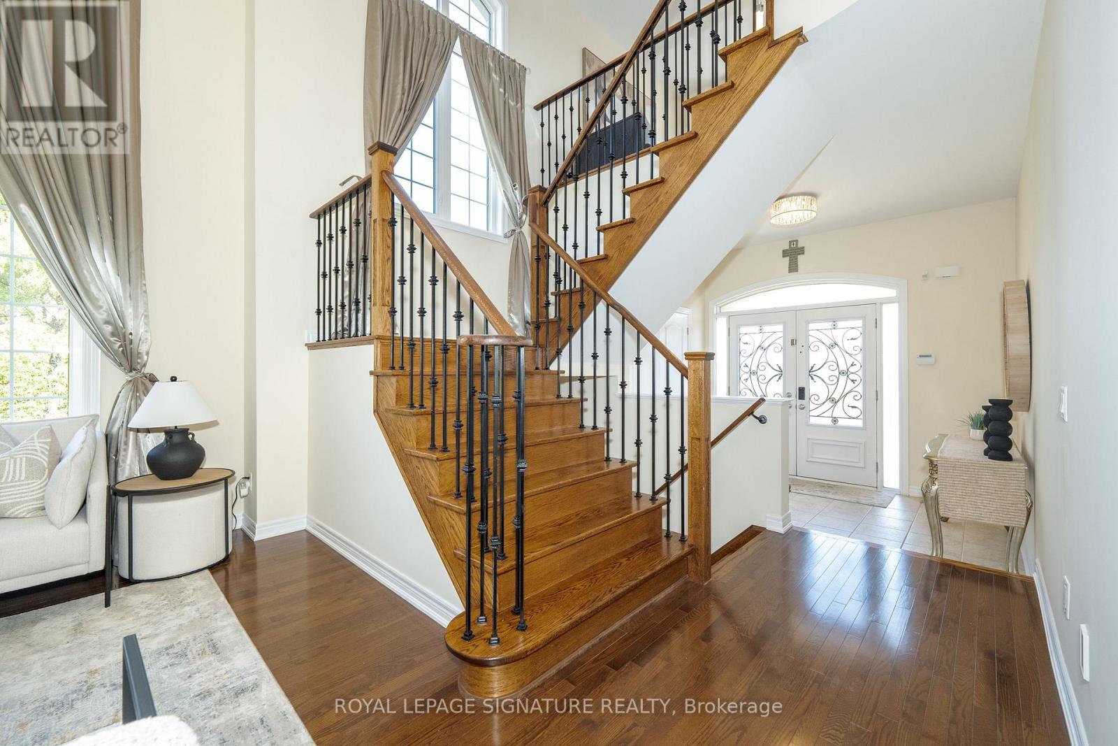 68 Lady Angela Lane, Vaughan, Ontario  L6A 4S7 - Photo 7 - N12446712