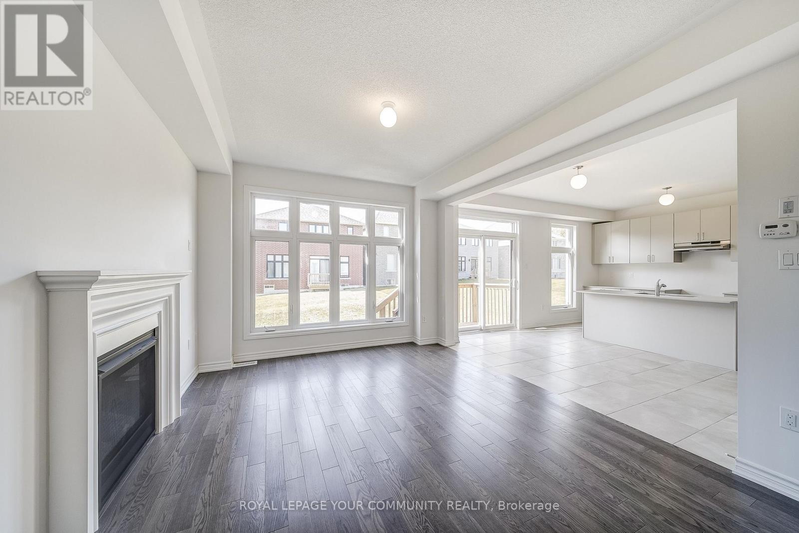 22 Sam Battaglia Crescent, Georgina, Ontario  L0E 1R0 - Photo 12 - N12446721