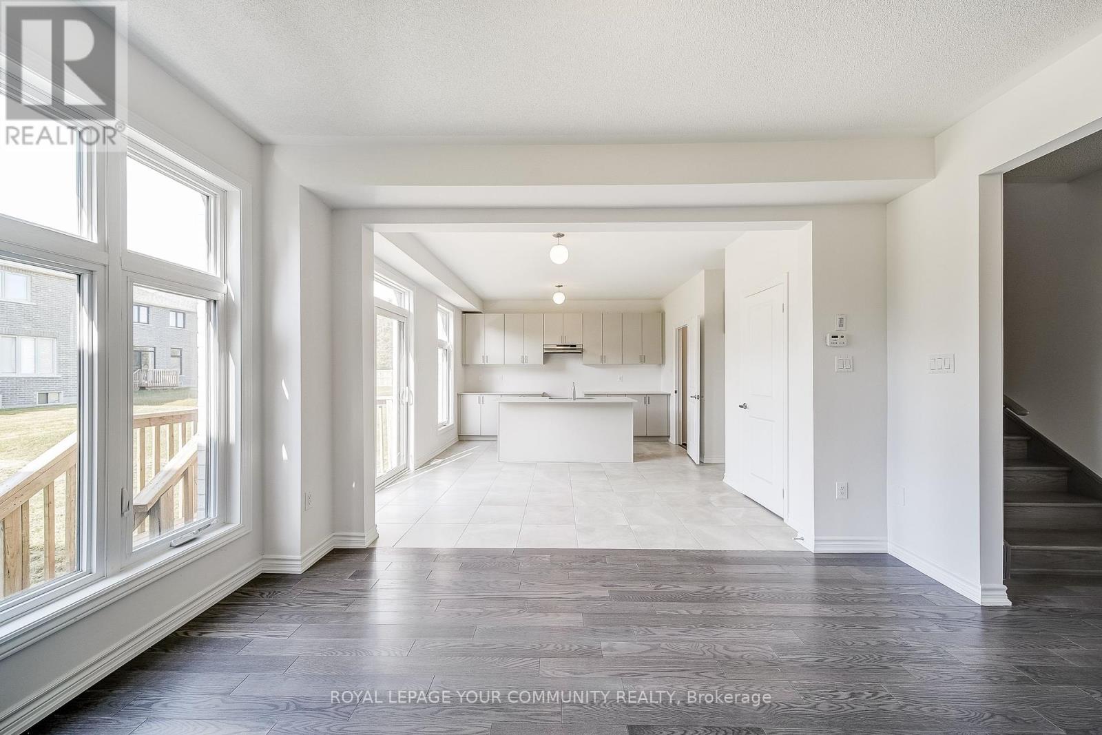 22 Sam Battaglia Crescent, Georgina, Ontario  L0E 1R0 - Photo 15 - N12446721