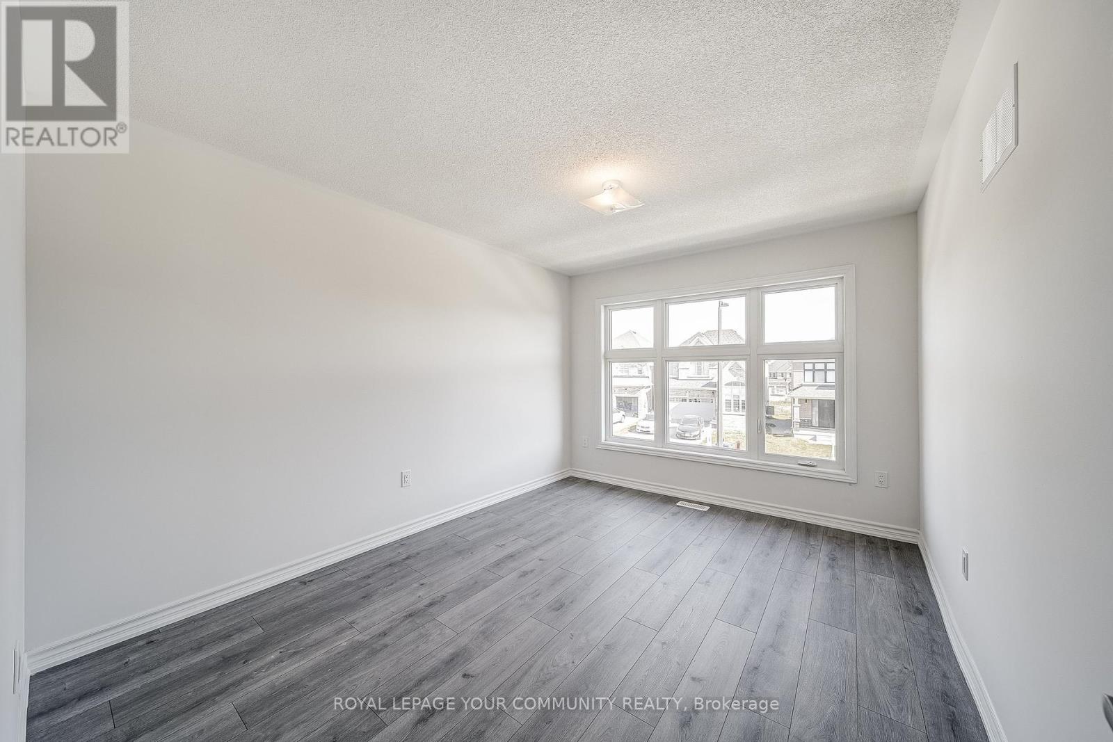 22 Sam Battaglia Crescent, Georgina, Ontario  L0E 1R0 - Photo 31 - N12446721