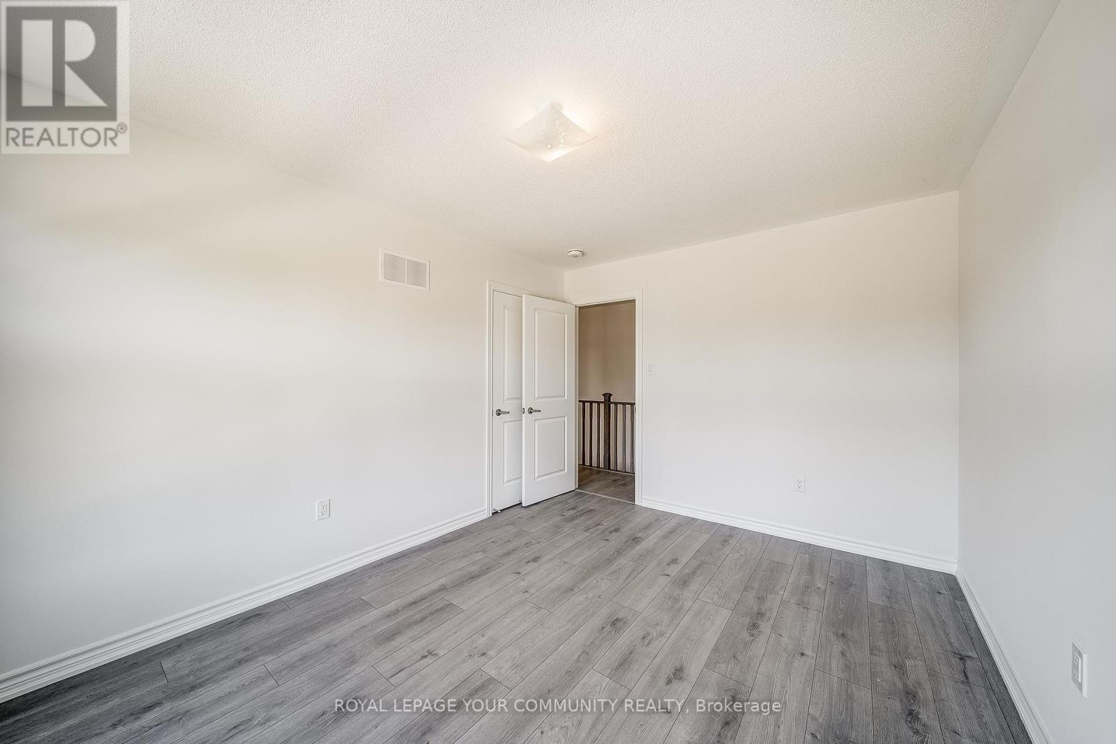 22 Sam Battaglia Crescent, Georgina, Ontario  L0E 1R0 - Photo 32 - N12446721
