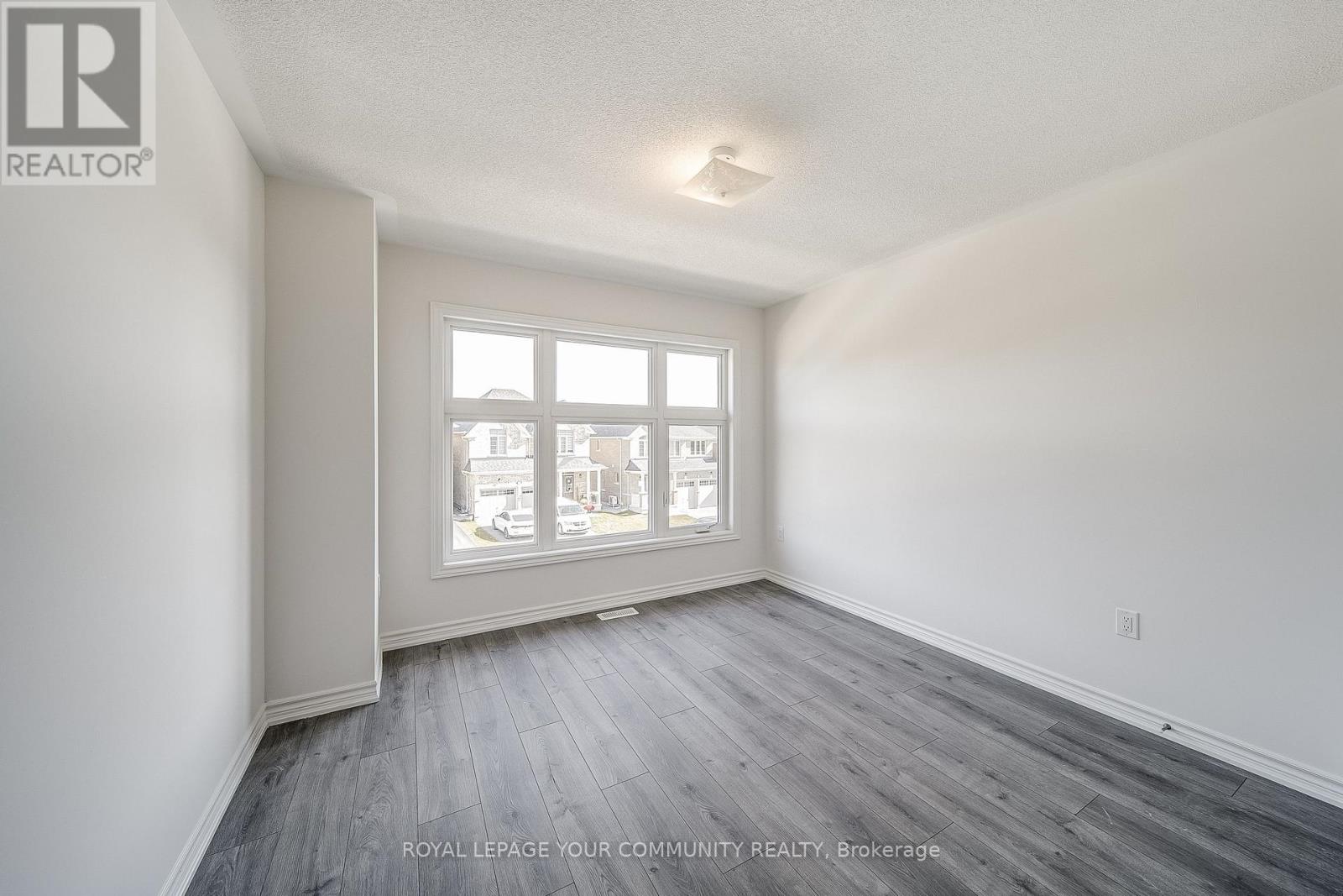 22 Sam Battaglia Crescent, Georgina, Ontario  L0E 1R0 - Photo 34 - N12446721