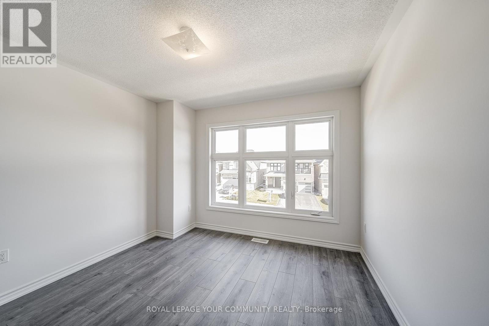 22 Sam Battaglia Crescent, Georgina, Ontario  L0E 1R0 - Photo 36 - N12446721