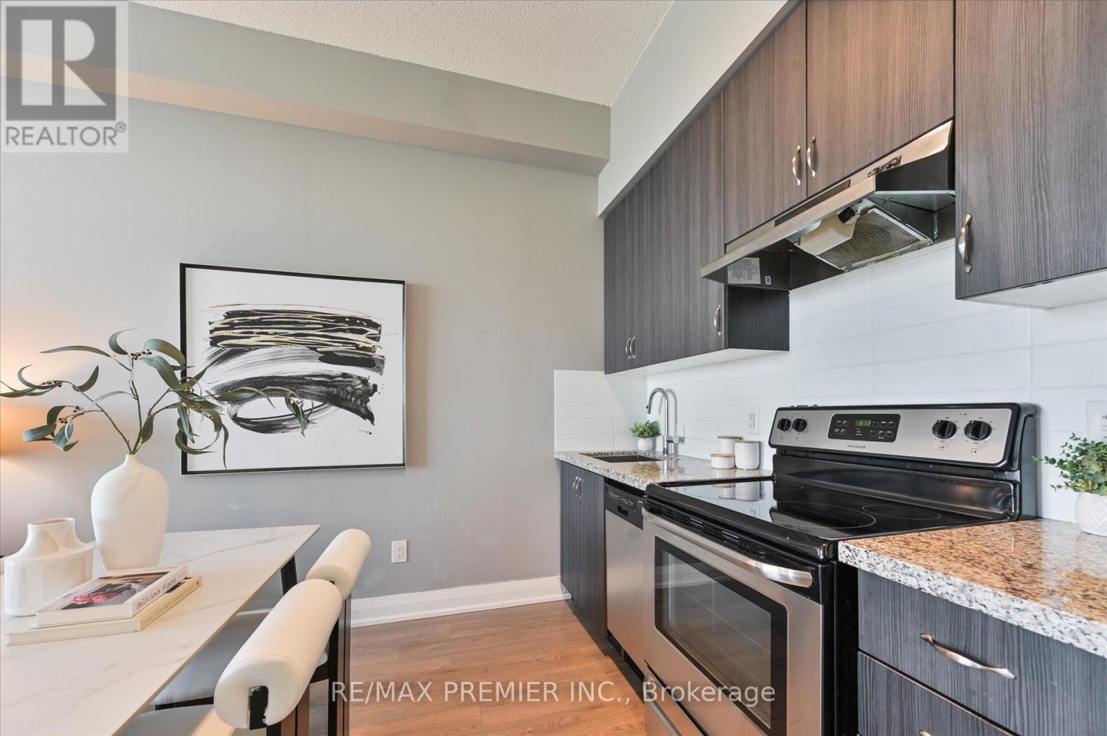715 - 8763 Bayview Avenue, Richmond Hill, Ontario  L4B 3V1 - Photo 14 - N12446723