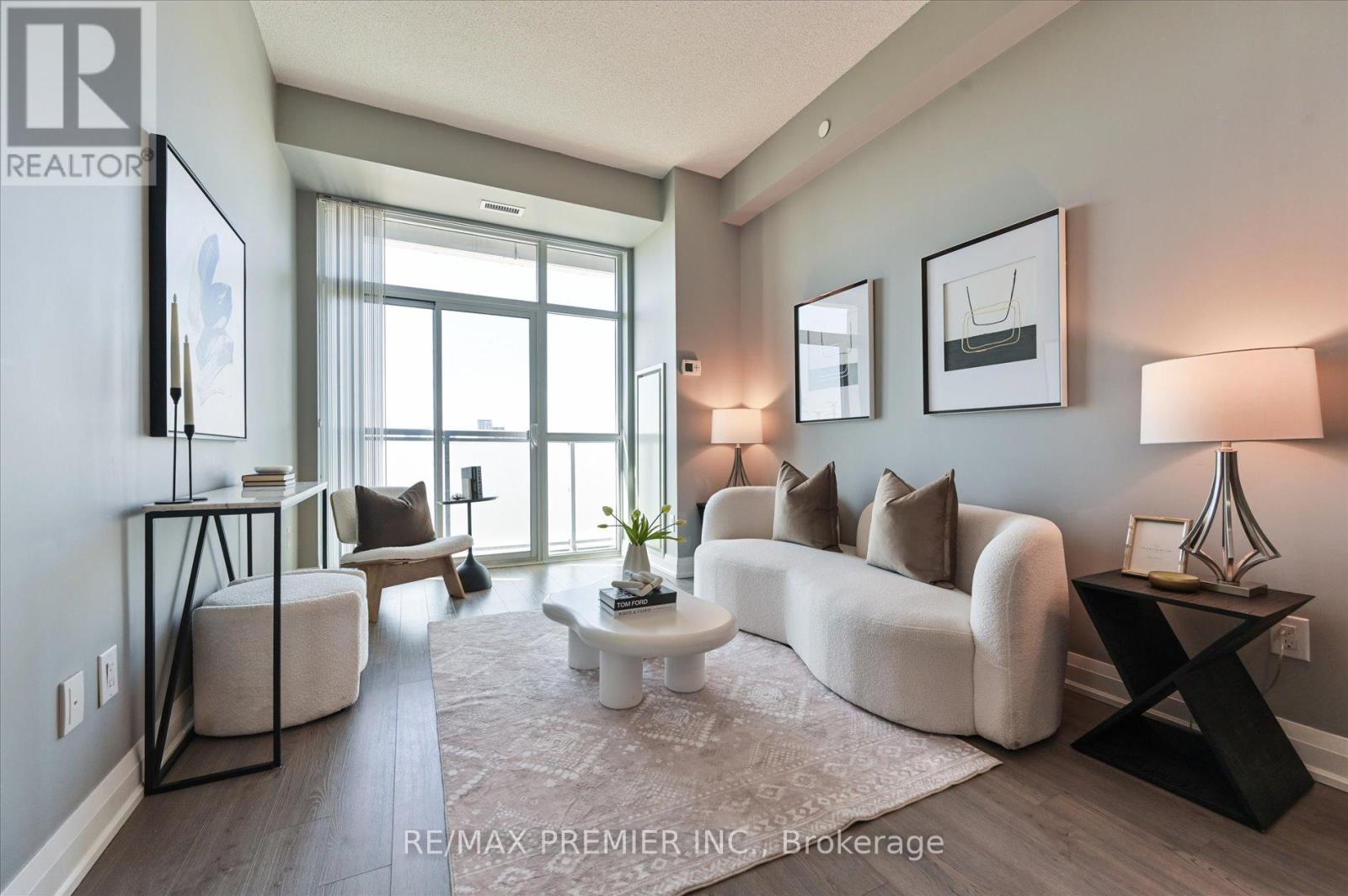 715 - 8763 Bayview Avenue, Richmond Hill, Ontario  L4B 3V1 - Photo 8 - N12446723