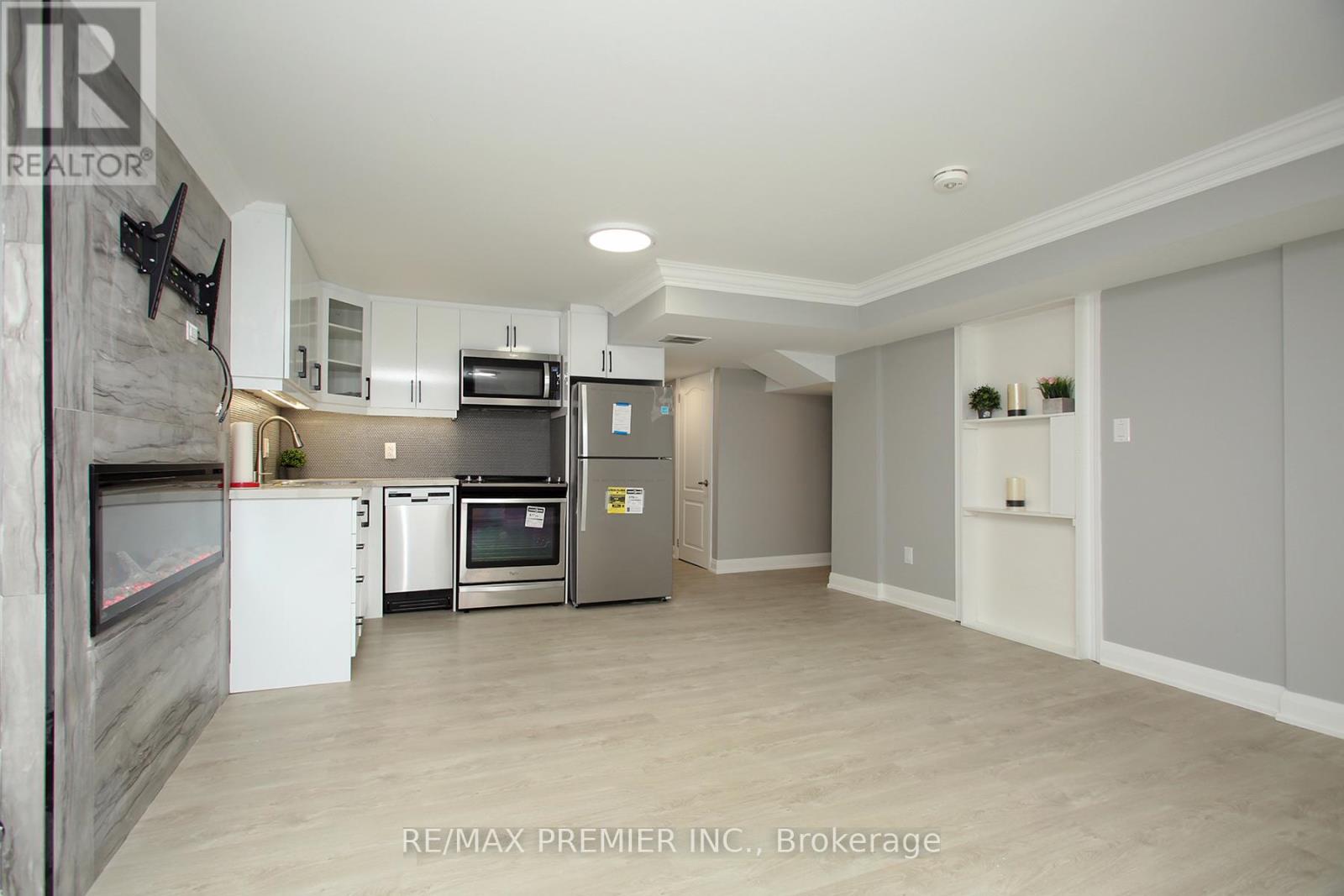 Bsmt - 43 Leaden Hall Drive, East Gwillimbury, Ontario  L9N 0R5 - Photo 6 - N12446753