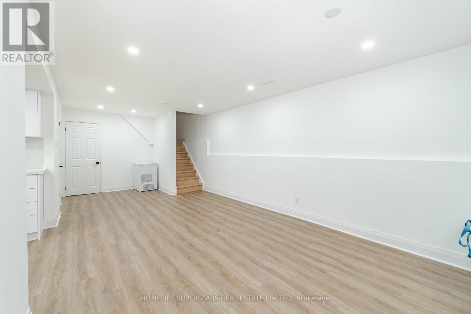3 New Seabury Drive, Vaughan, Ontario  L4K 2B7 - Photo 18 - N12446773