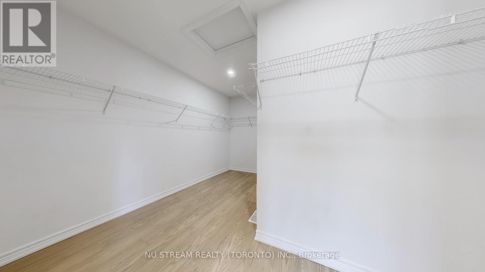 43 Eastgrove Square E, East Gwillimbury, Ontario  L9N 0R3 - Photo 20 - N12446774