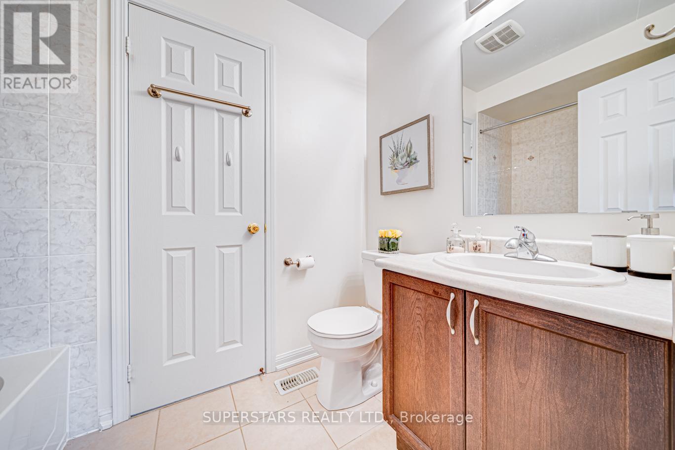 46 Majesty Boulevard, Barrie, Ontario  L4M 0E4 - Photo 22 - S12446747