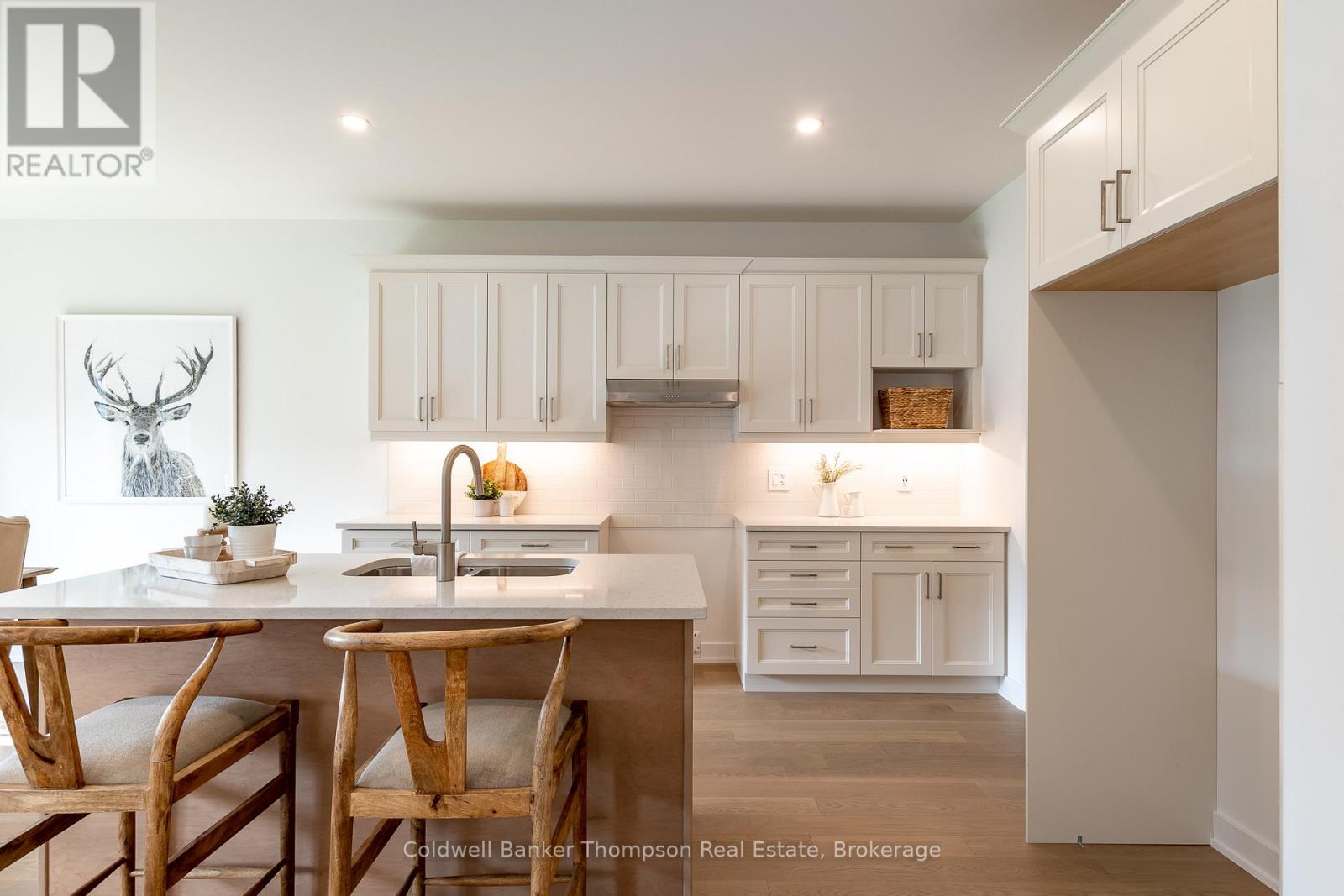 16 Eaglecrest Avenue, Huntsville, Ontario  P1H 0G5 - Photo 13 - X12424760