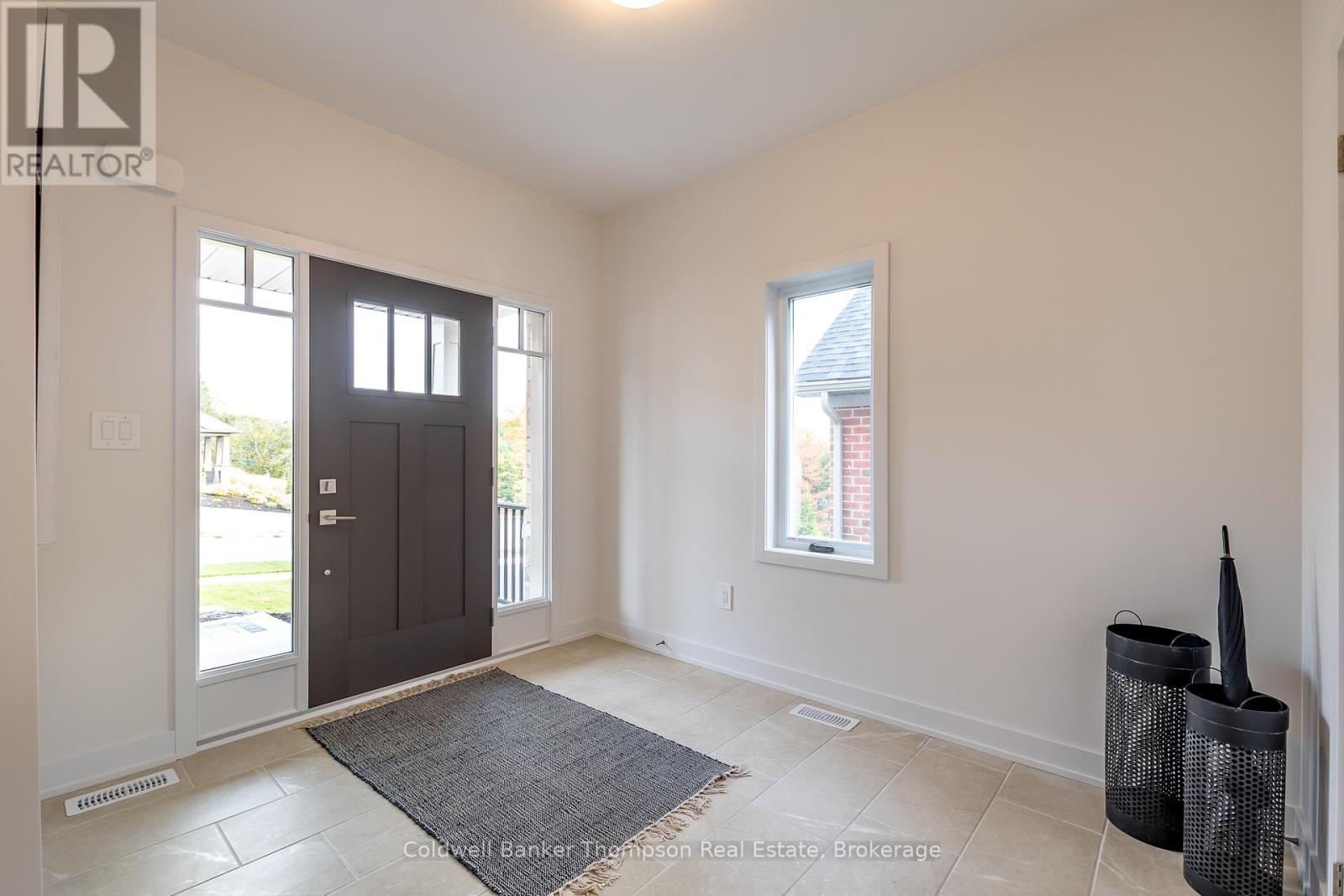 16 Eaglecrest Avenue, Huntsville, Ontario  P1H 0G5 - Photo 3 - X12424760