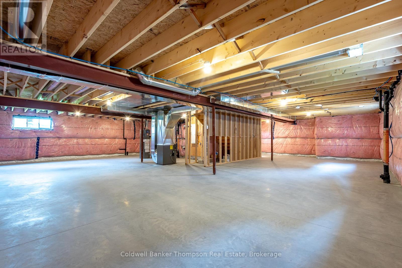 16 Eaglecrest Avenue, Huntsville, Ontario  P1H 0G5 - Photo 37 - X12424760