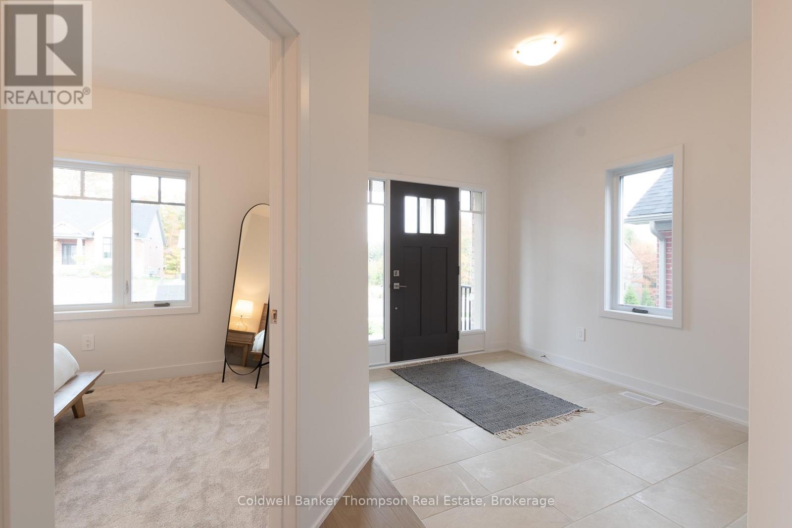 16 Eaglecrest Avenue, Huntsville, Ontario  P1H 0G5 - Photo 6 - X12424760